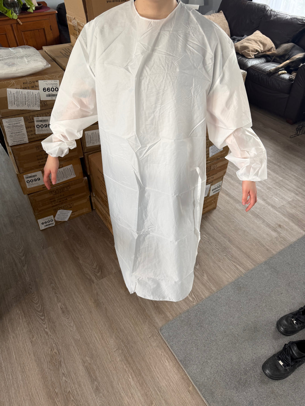 Blouses jetables blanches (9 par paquet) – Protection travaux peinture / nettoyage