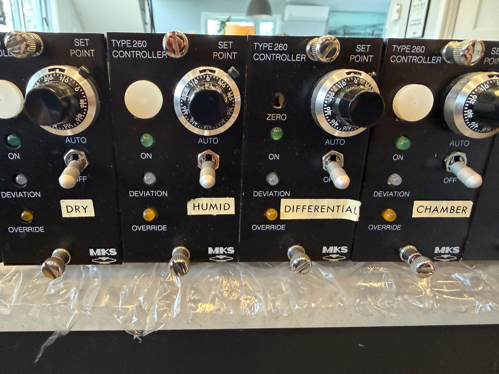 MKS Industrial Power Supply System (Full Rack + Modules + Displays) – Excellent Condition