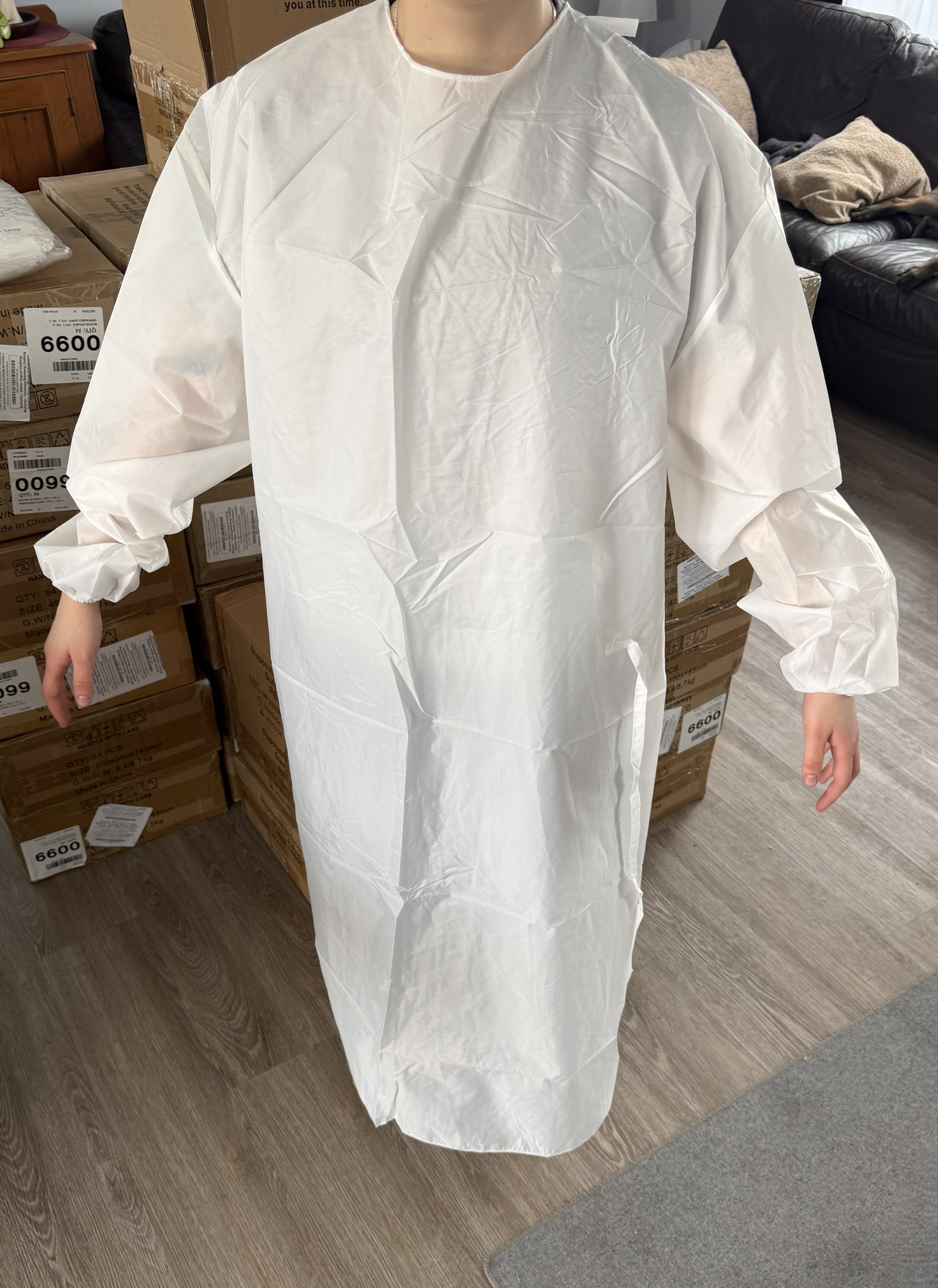 Blouses jetables blanches (9 par paquet) – Protection travaux peinture / nettoyage